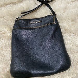 Beautiful Michael kors purse